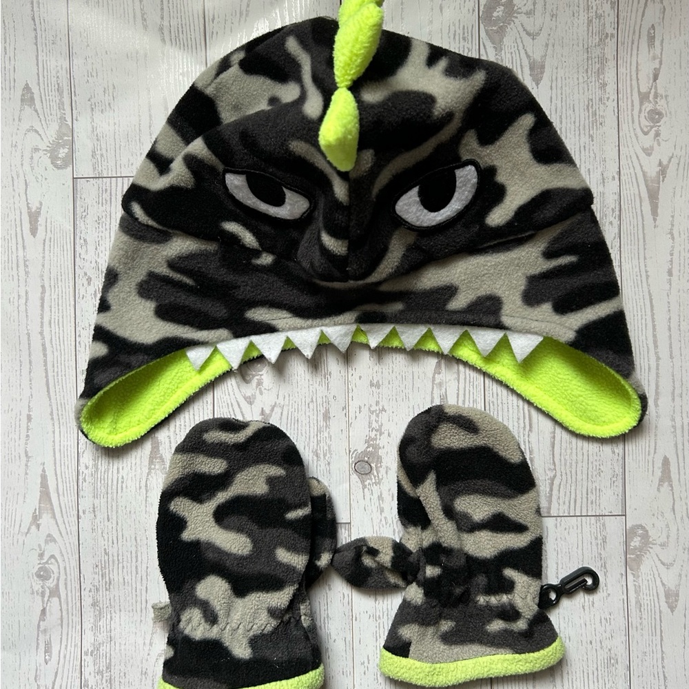 Carter's Camouflage Hat and Mittens